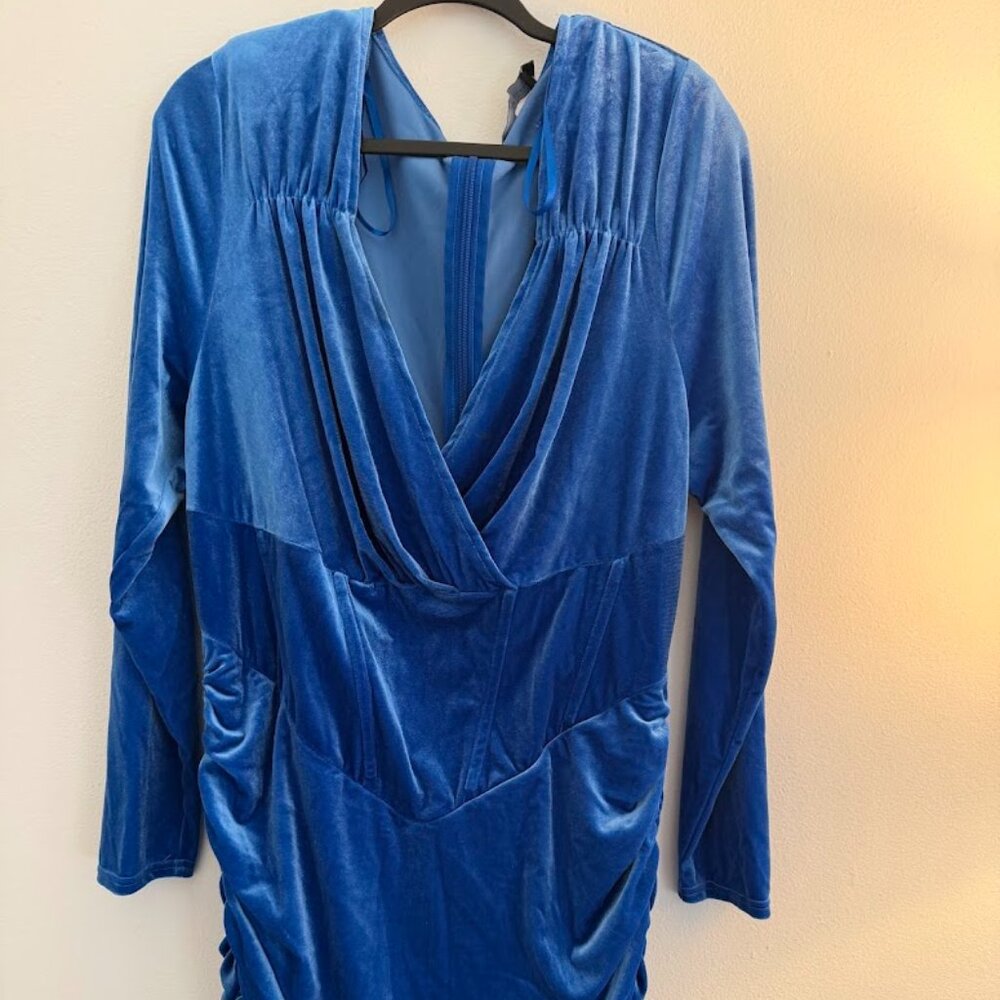 Fashion to Figure Plus Size Velvet Blue Bodycon dress